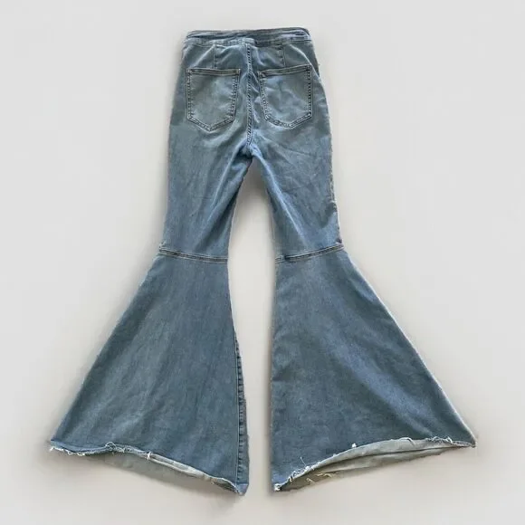 We the Free Jeans Womens 26 Blue Extreme Flare Bell-Bottoms‎ Float on Wide - Picture 2 of 10
